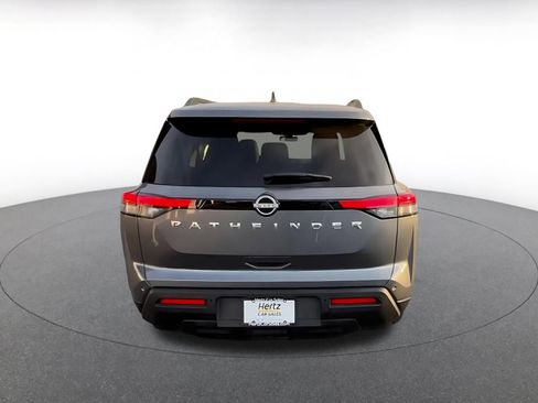 Used 2025 Nissan Pathfinder SV image 12