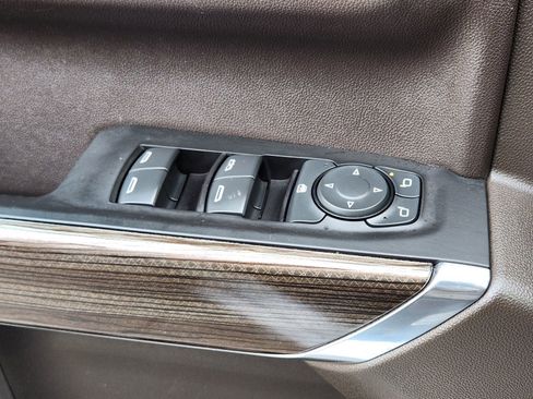 Used 2021 Chevrolet Silverado 1500 LT w/ Safety Package II image 29