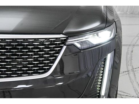 Certified 2024 Cadillac XT6 Premium Luxury AWD/4WD image 27