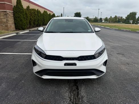 Used 2023 Kia Forte LXS FWD image 8
