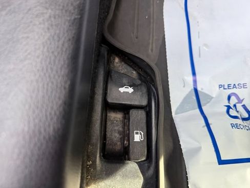 Used 2024 Toyota Corolla LE FWD image 24
