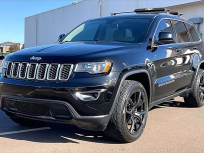 Used 2018 Jeep Grand Cherokee Laredo