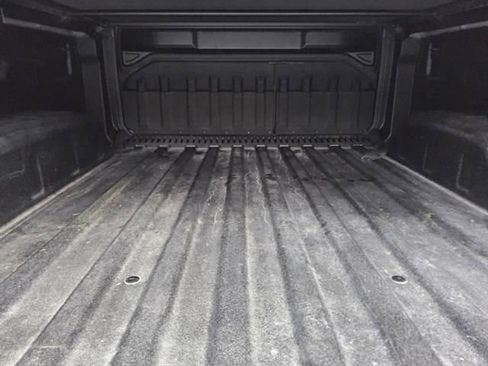 Certified 2025 Chevrolet Silverado EV RST AWD/4WD image 9