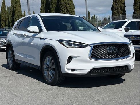 Used 2022 INFINITI QX50 Pure image 3