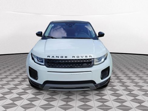 Used 2018 Land Rover Range Rover Evoque SE AWD/4WD image 2