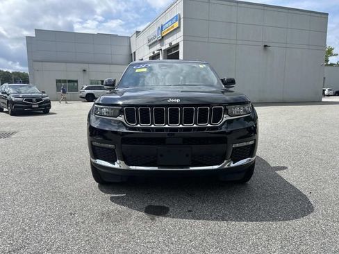 Used 2024 Jeep Grand Cherokee L Limited AWD/4WD image 8