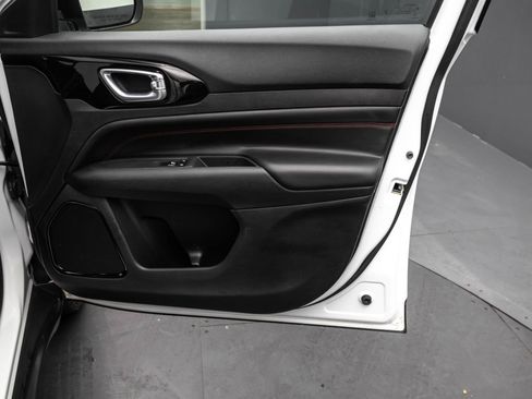 Used 2023 Jeep Compass Trailhawk w/ Trailhawk Convenience Group image 41