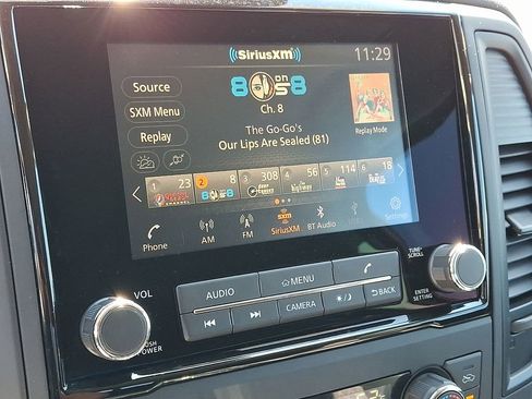 Certified 2024 Nissan Titan SV w/ SV Convenience Package image 17