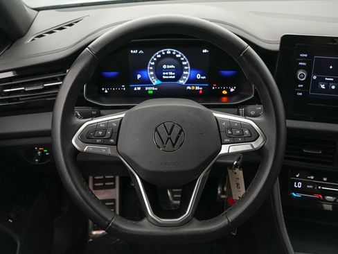 Used 2025 Volkswagen Jetta Sport FWD image 13