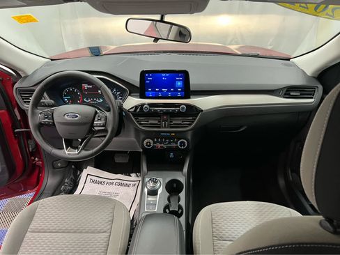 Used 2022 Ford Escape SE w/ Cold Weather Package image 29