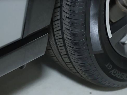 Used 2024 Honda HR-V EX-L image 37