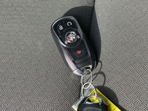 Used 2023 Buick Encore GX Select FWD image 29