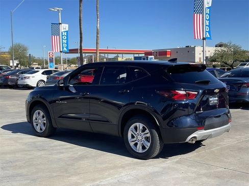 Used 2021 Chevrolet Blazer LT image 3