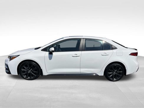 Used 2024 Toyota Corolla XSE FWD image 8