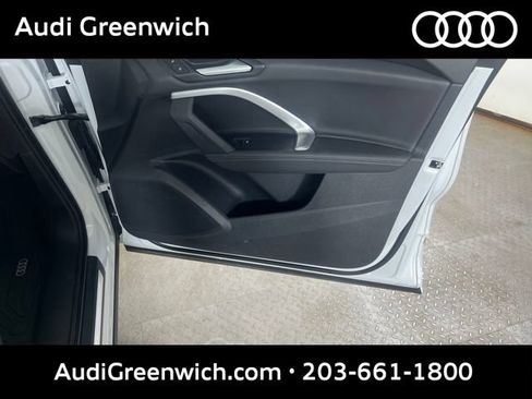 Used 2025 Audi Q5 Premium Plus w/ Premium Plus AWD/4WD image 13
