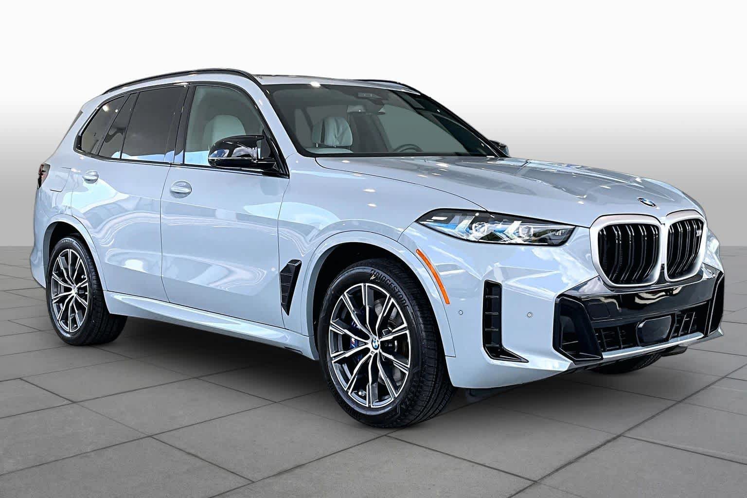 Used 2026 BMW X5 M60i AWD/4WD image 2