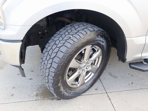 Used 2020 Ford F150 XLT w/ Equipment Group 302A Luxury image 38