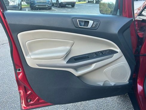 Used 2021 Ford EcoSport Titanium w/ Interior Protection Package image 37