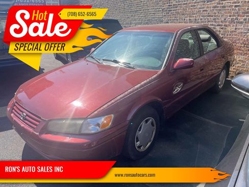 Used 1999 Toyota Camry CE image 1