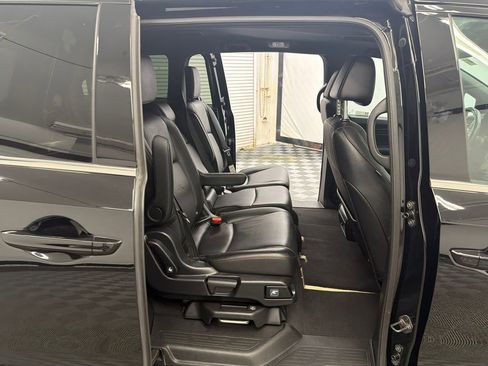 Used 2025 Honda Odyssey Sport-L image 17