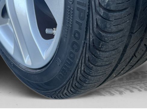 Used 2013 Mercedes-Benz C 250 Sedan image 45