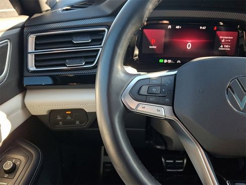 Certified 2025 Volkswagen Atlas Cross Sport SEL Premium R-Line image 22