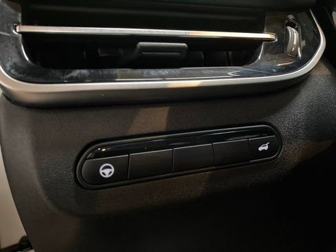 Used 2023 INFINITI QX60 Luxe FWD image 39