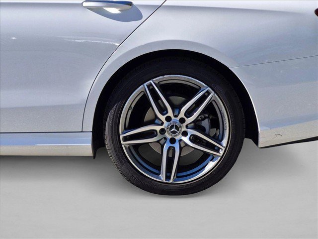 Used 2020 Mercedes-Benz E 350 Sedan image 17