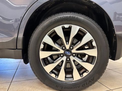 Used 2016 Subaru Outback 2.5i Limited image 16