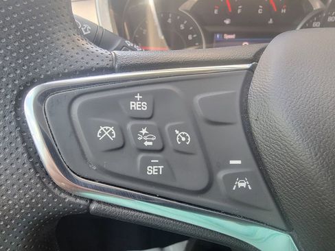 Used 2021 Chevrolet Equinox LT FWD image 14