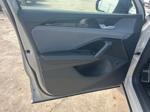 New 2026 Volkswagen Tiguan SE R-Line image 53