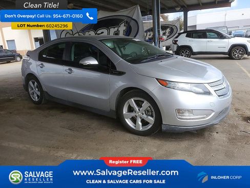 Used 2013 Chevrolet Volt FWD image 5