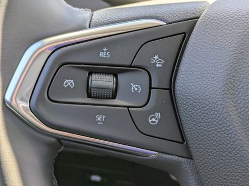 New 2025 Chevrolet TrailBlazer LT w/ Convenience Package FWD image 24
