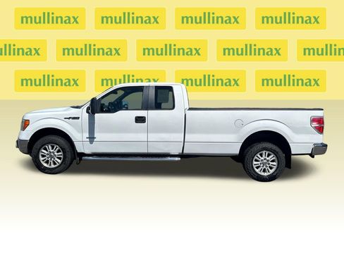 Used 2013 Ford F150 XLT w/ Mid Equipment Group AWD/4WD image 11