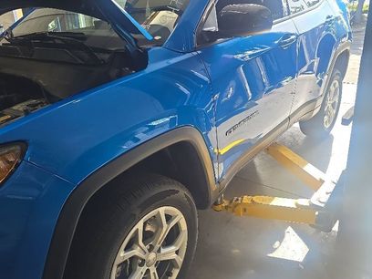 Used 2024 Jeep Compass Latitude