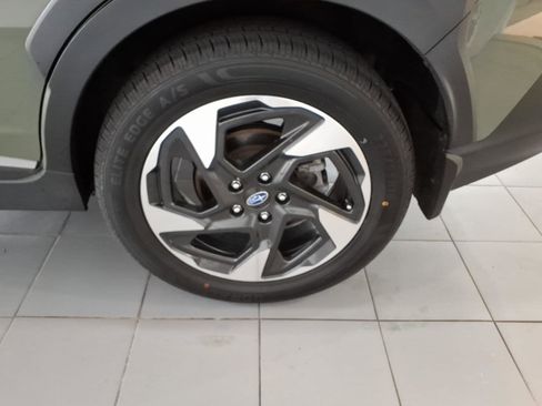 Certified 2024 Subaru Crosstrek 2.5i Limited w/ Crosstrek Mirror Package AWD/4WD image 16
