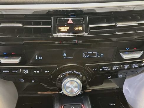 Used 2024 Acura MDX w/ Technology Package FWD image 16