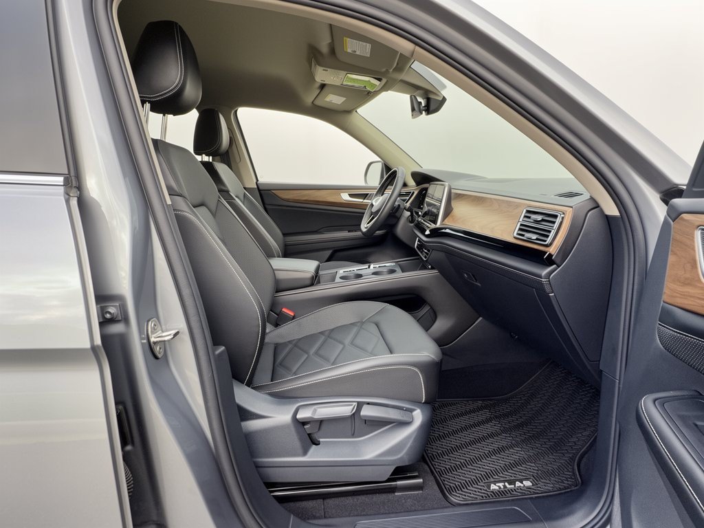Certified 2024 Volkswagen Atlas SE AWD/4WD image 30