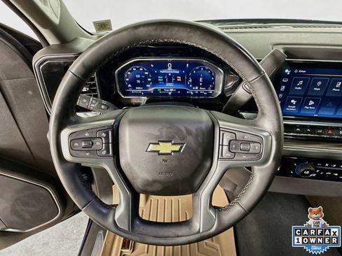 Used 2023 Chevrolet Silverado 1500 LT AWD/4WD image 4