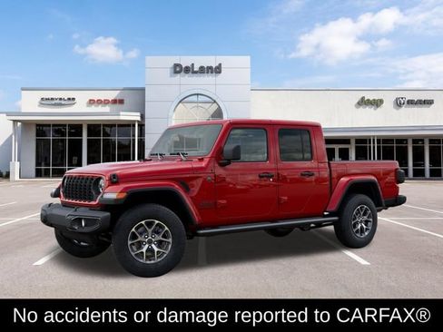 Used 2025 Jeep Gladiator Sport AWD/4WD image 2