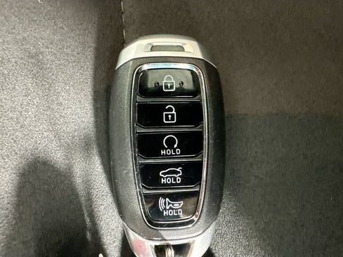 Used 2022 Hyundai Elantra N FWD image 15