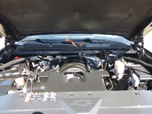 Used 2017 Chevrolet Silverado 1500 LT AWD/4WD image 11