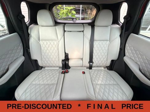 Used 2023 Mitsubishi Outlander SEL AWD/4WD image 64