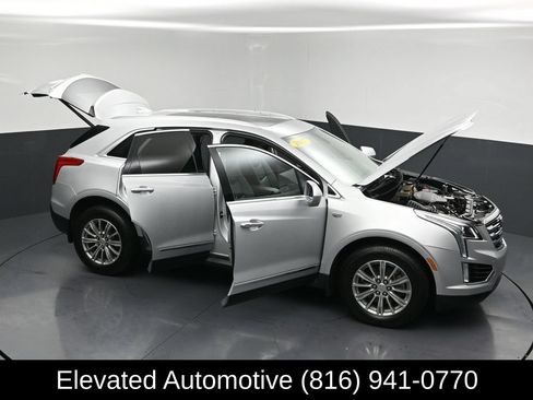 Used 2017 Cadillac XT5 Luxury w/ Driver Awareness Package FWD image 35