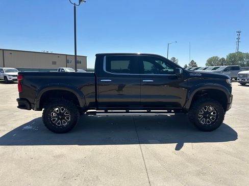 Used 2019 Chevrolet Silverado 1500 High Country AWD/4WD image 34