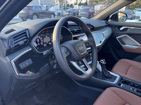 Used 2025 Audi Q3 2.0T Premium w/ Convenience Package image 24