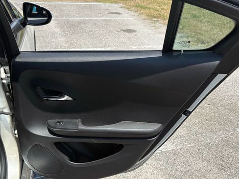 Used 2013 Chevrolet Volt Premium w/ Premium Trim Package FWD image 15
