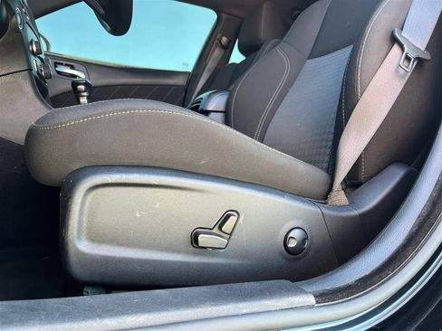 Used 2023 Dodge Charger SXT w/ Blacktop Package image 19