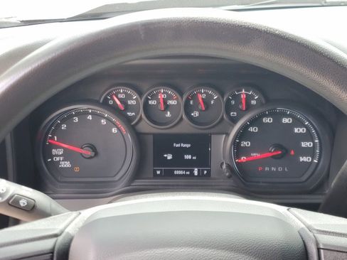 Used 2023 Chevrolet Silverado 1500 Custom RWD image 17