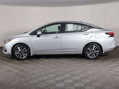 Used 2024 Nissan Versa SV w/ Trunk Package image 14